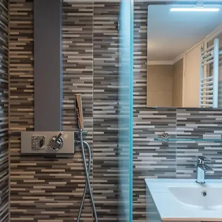 Speranza By Halu! Next To Efkleidis Metro Station Thessalonique
